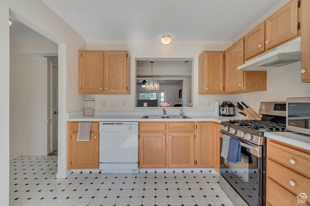 1046 S 810 E Provo, UT 84606
