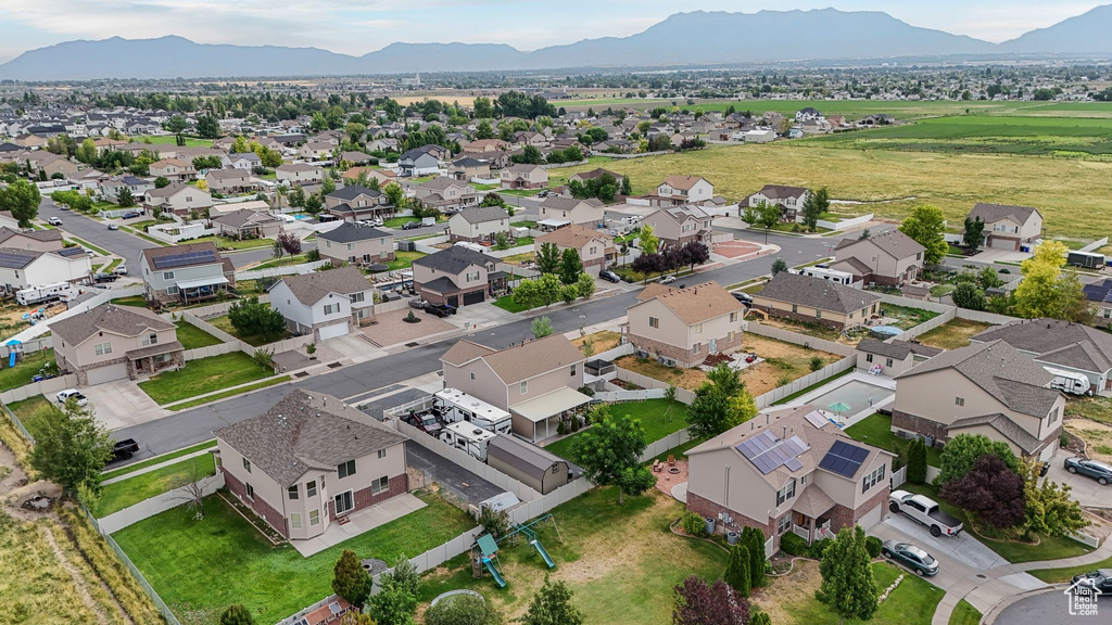 3587 W 2550 S Syracuse, UT 84075