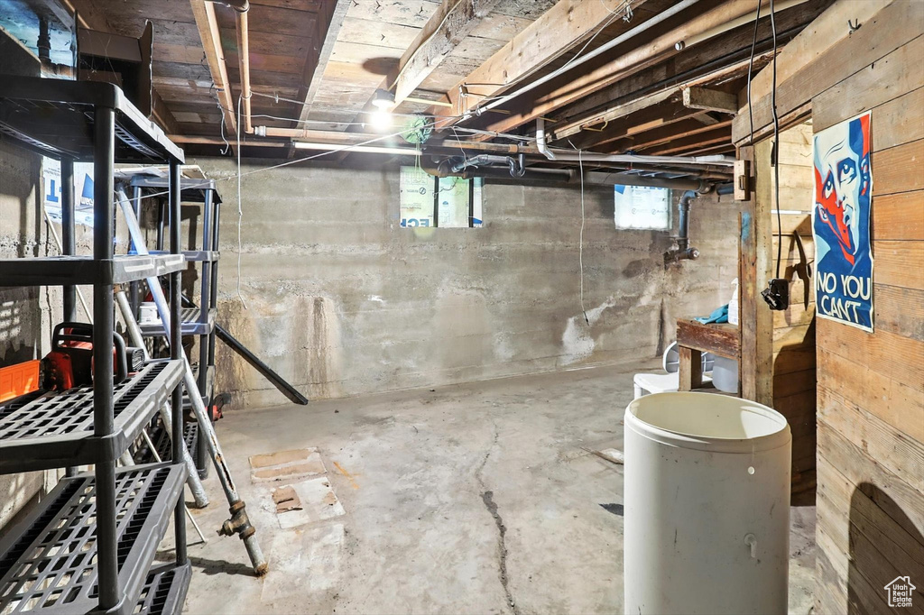 1734 N FRUITLAND DR Ogden, UT 84414