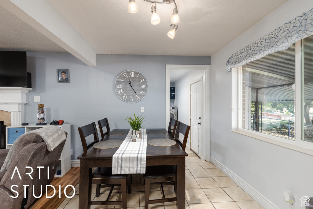 522 N VICKIE LN Clearfield, UT 84015