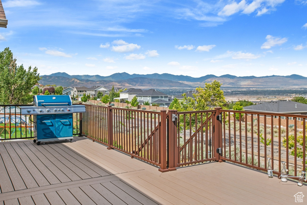 775 E MOLASSES MILL DR Draper, UT 84020