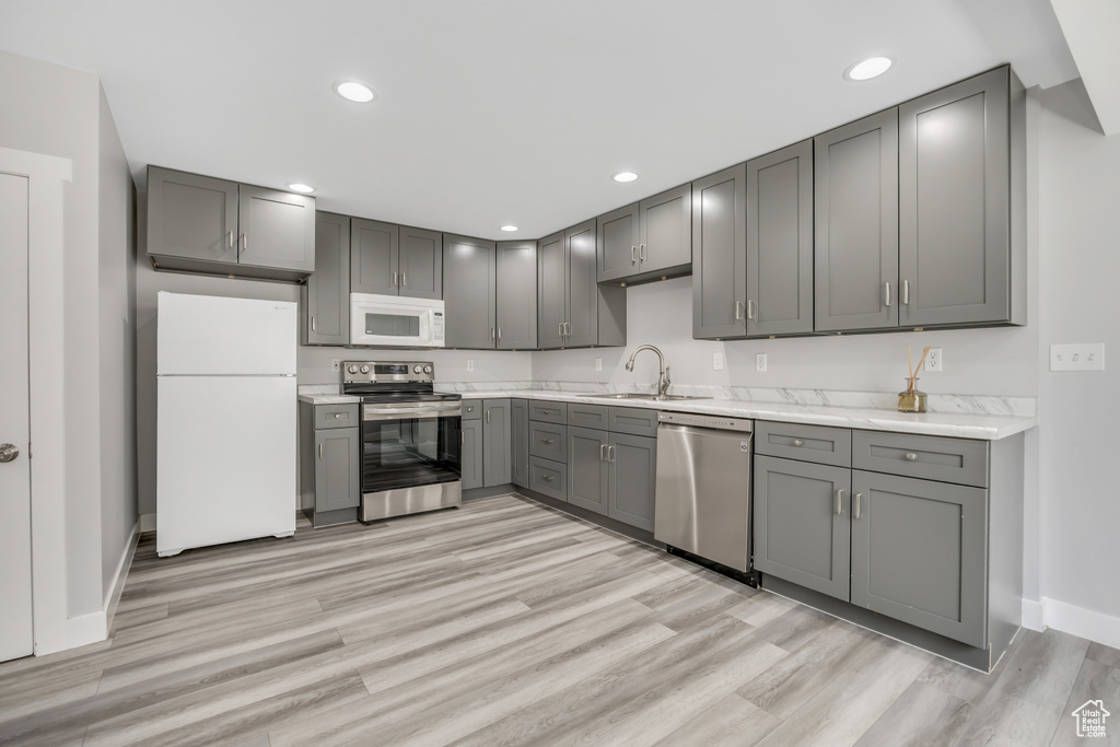4873 W HENRYS WAY West Jordan, UT 84081