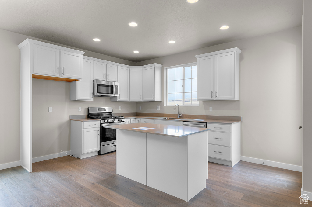 8848 S VEILED PEAK RD West Jordan, UT 84081