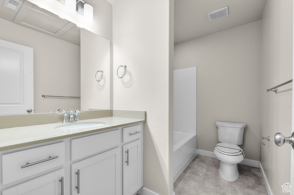 8848 S VEILED PEAK RD West Jordan, UT 84081