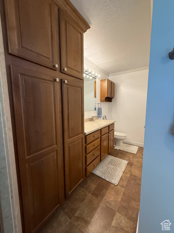 11791 S 1450 RES Riverton, UT 84065