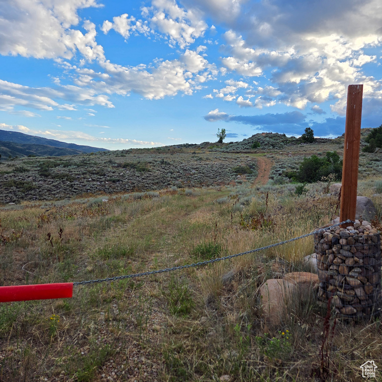 13319 E OAK CANYON RD Huntsville, UT 84317