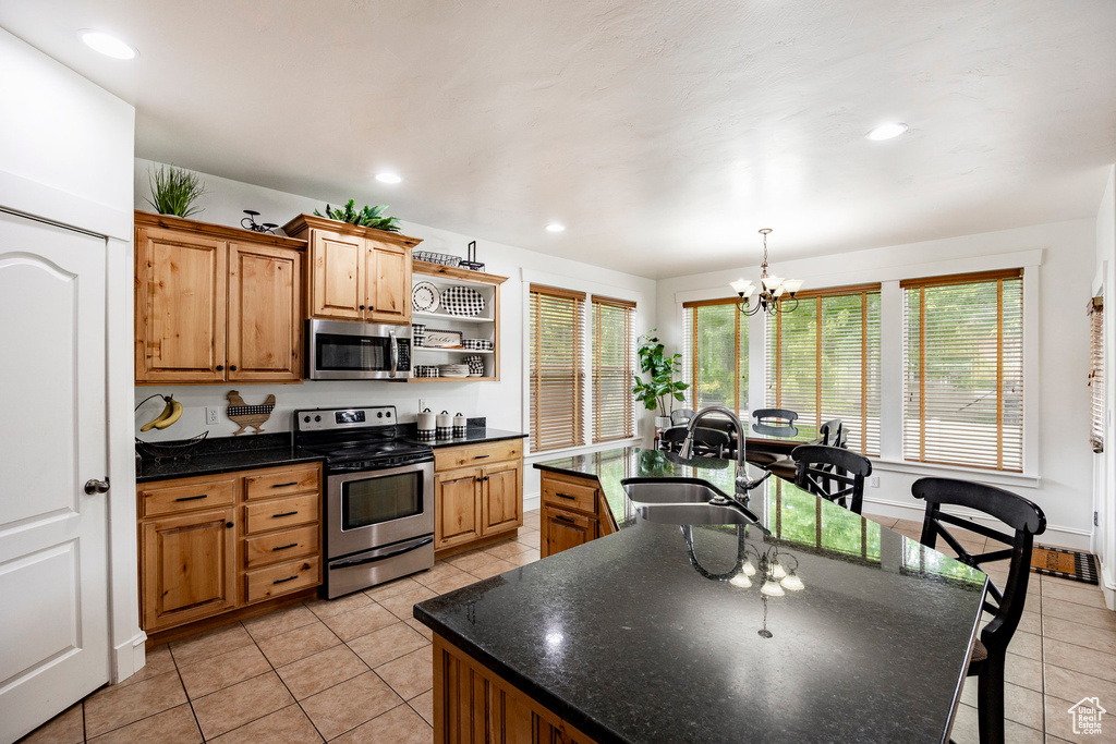 879 S CRESCENT DR. Mapleton, UT 84664