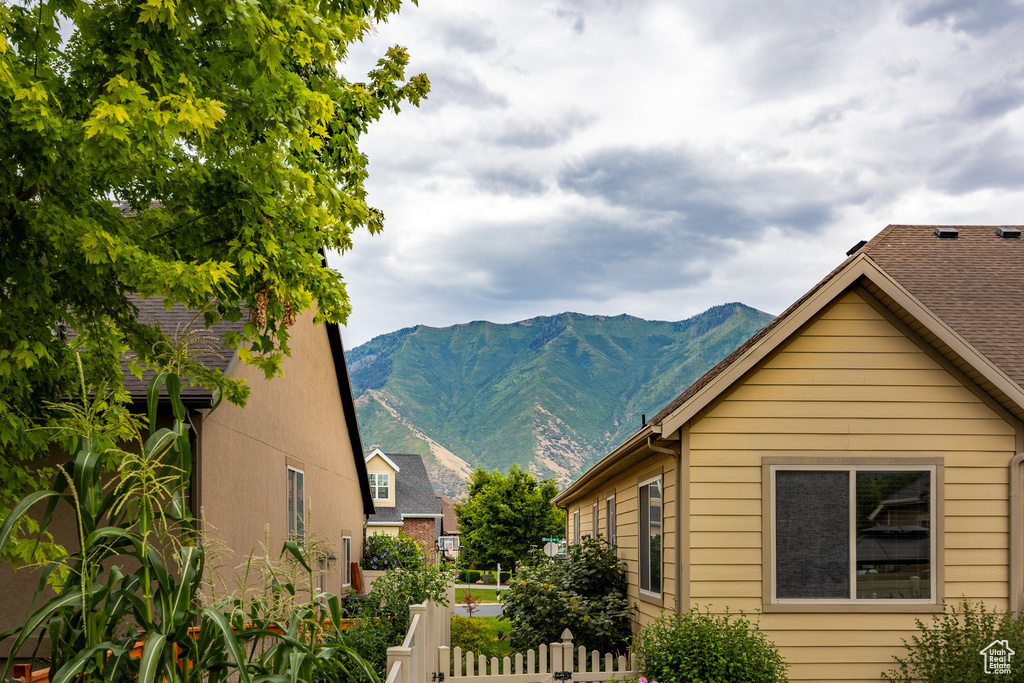 879 S CRESCENT DR. Mapleton, UT 84664