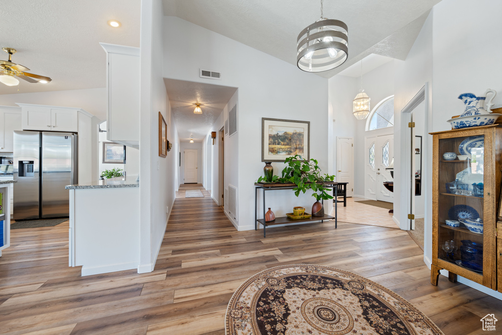 Photo 5 for MLS #2100218 at 985 E Fort Pierce Dr
