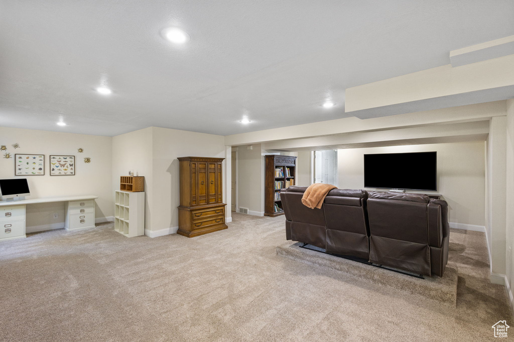 934 N 1385 W Clinton, UT 84015
