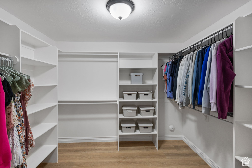 934 N 1385 W Clinton, UT 84015