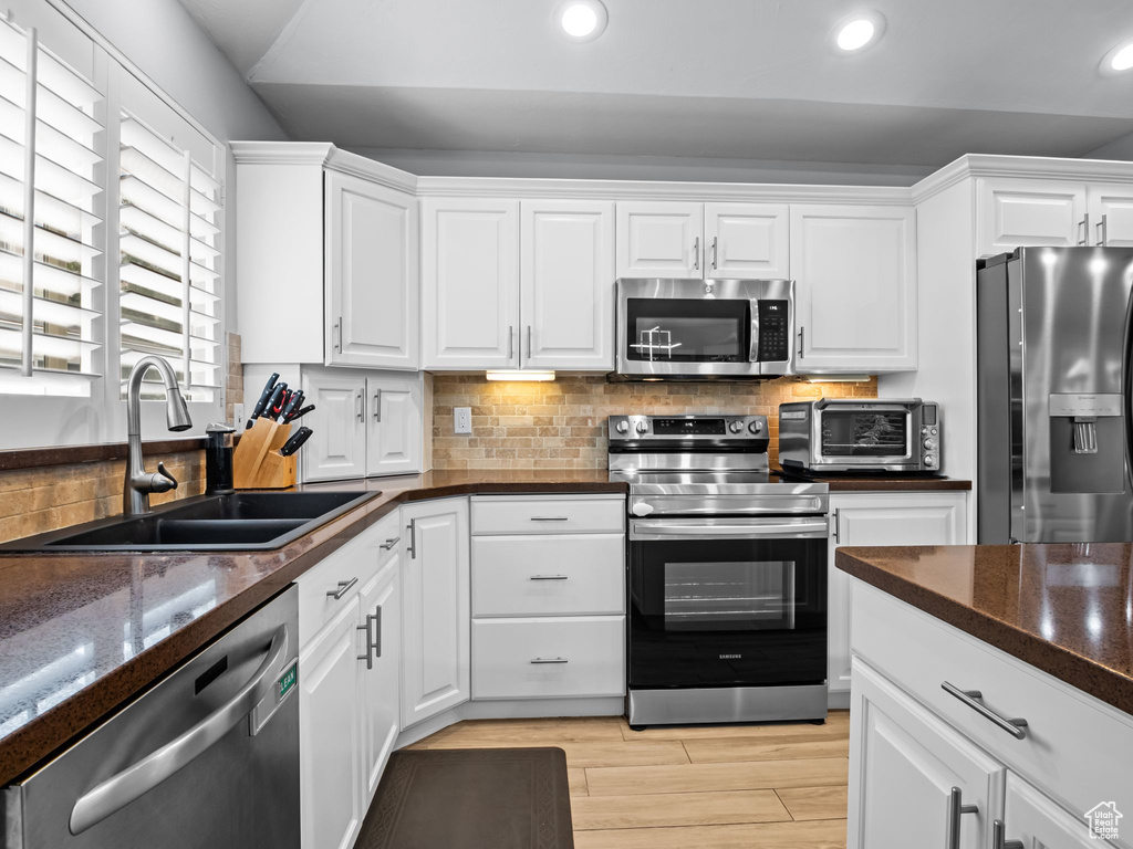 6702 S COBA CT Cottonwood Heights, UT 84121