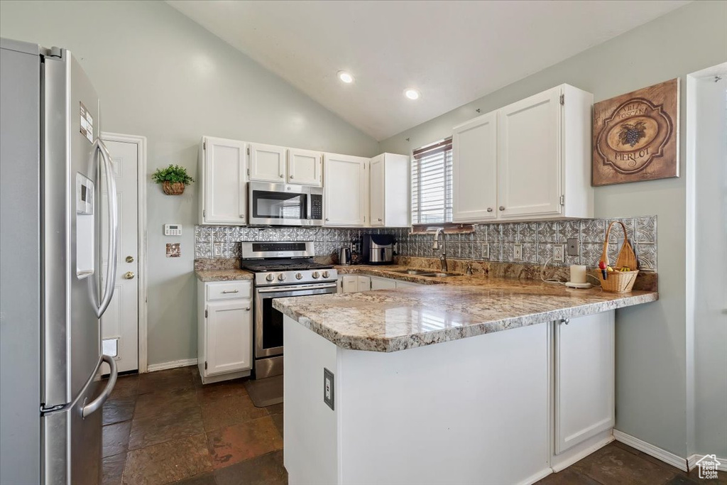 5627 W WALNUT RIDGE CIR Salt Lake City, UT 84118