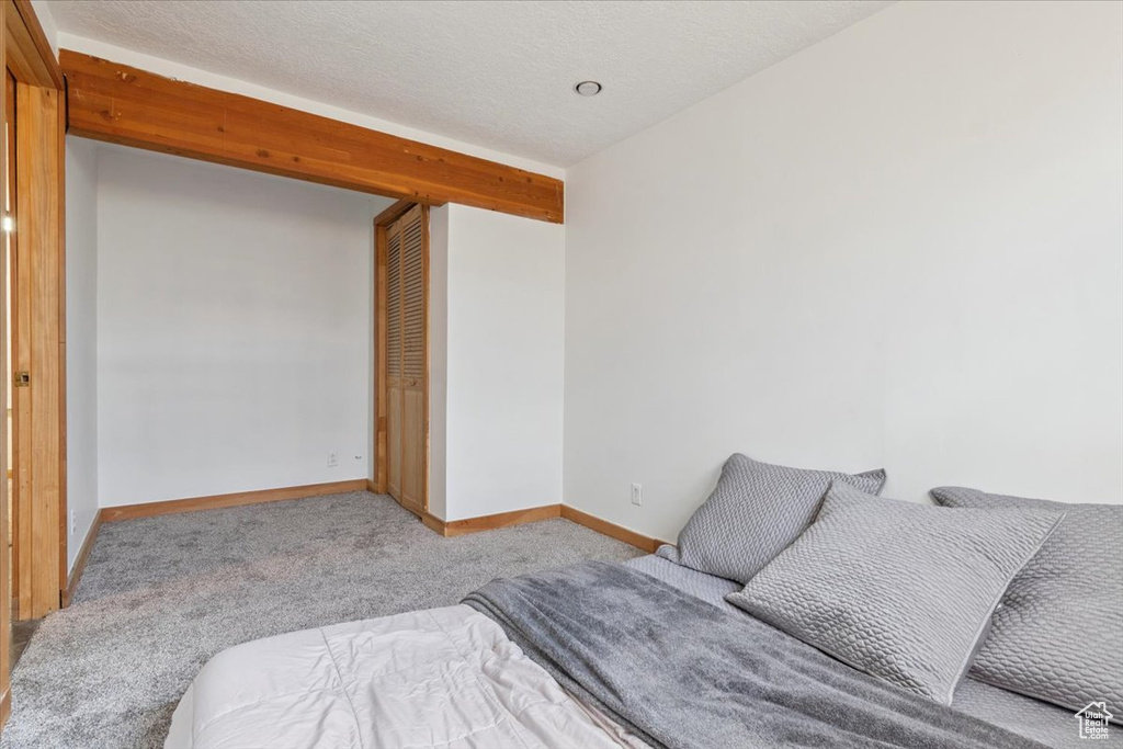 5627 W WALNUT RIDGE CIR Salt Lake City, UT 84118