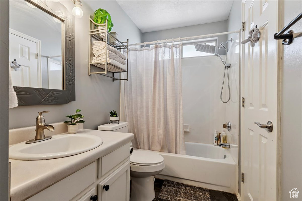 5627 W WALNUT RIDGE CIR Salt Lake City, UT 84118