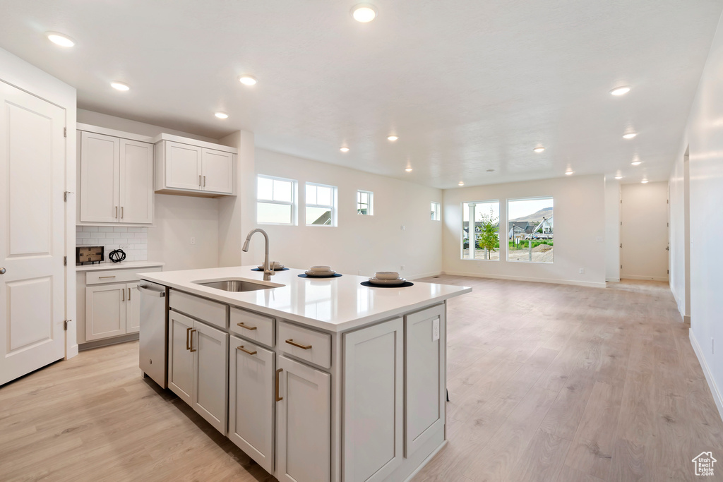 817 W HALVORSEN PKWY Saratoga Springs, UT 84045