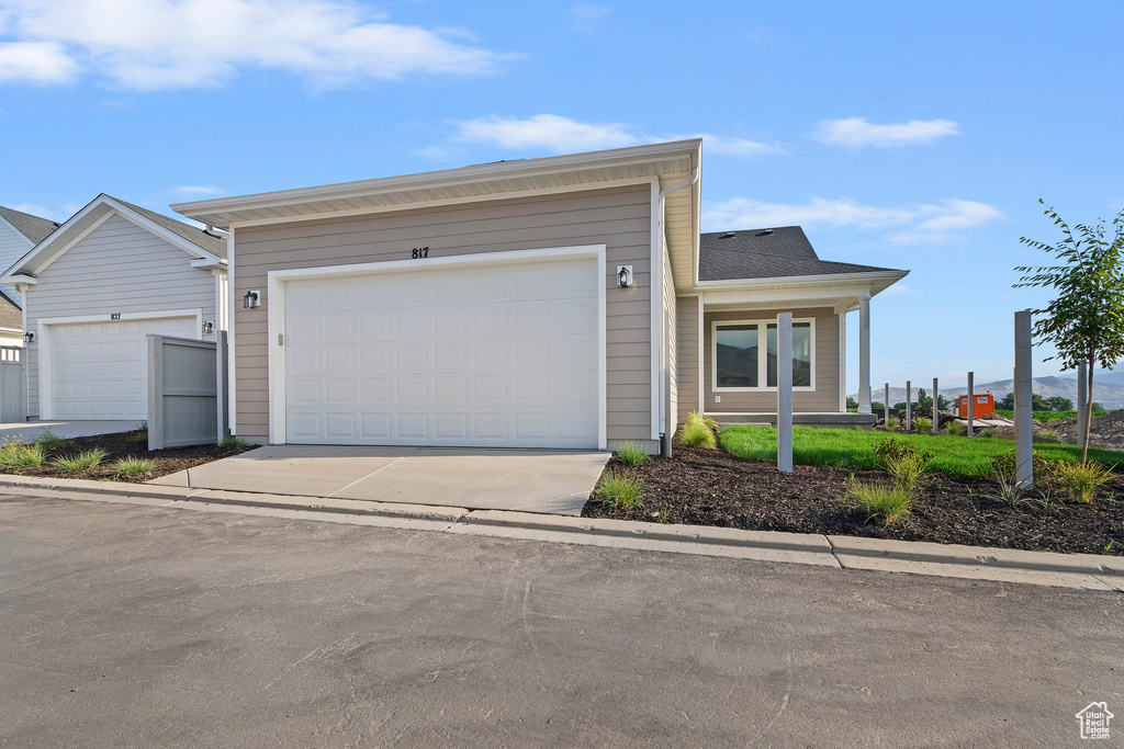 817 W HALVORSEN PKWY Saratoga Springs, UT 84045