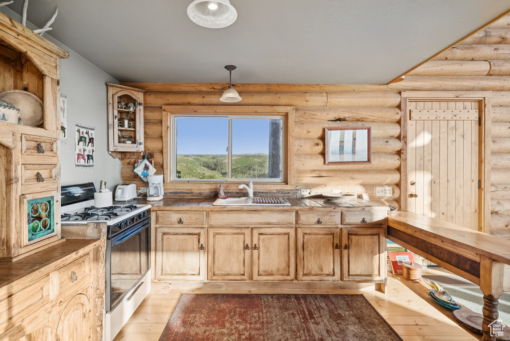  Woodland, UT 84036