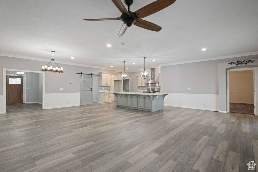 Photo 11 for MLS #2100248 at 758 S Panorama Dr