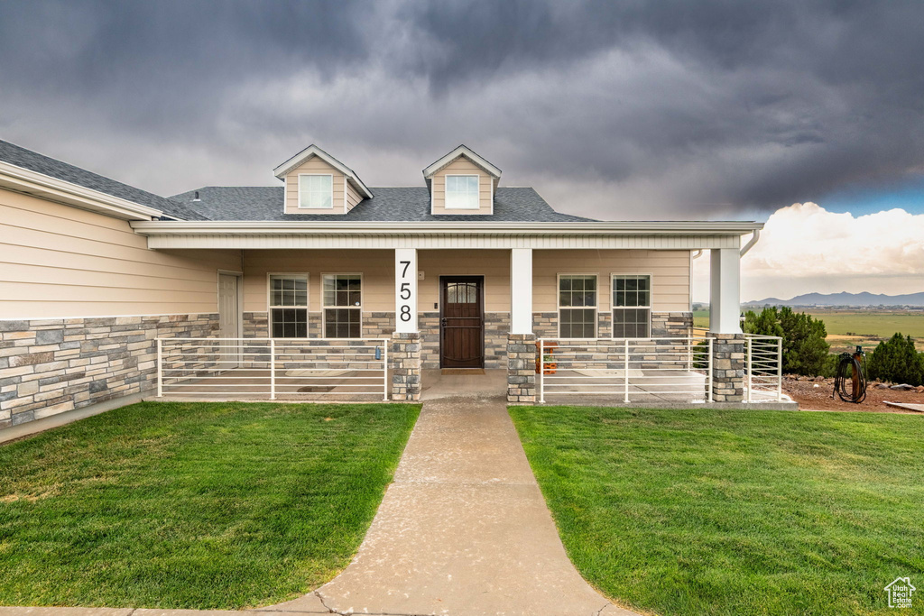 Photo 6 for MLS #2100248 at 758 S Panorama Dr