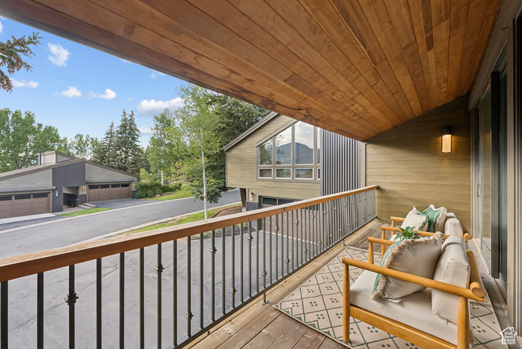 2574 FAIRWAY VILLAGE DR Park City, UT 84060