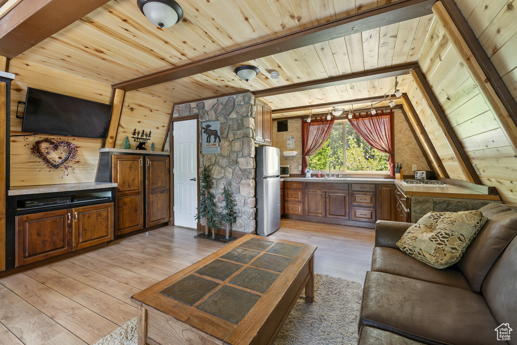 445 S WHITE OAK ST Orderville, UT 84758