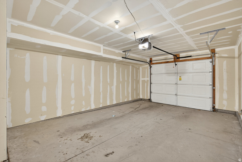 37 E 670 N Vineyard, UT 84059