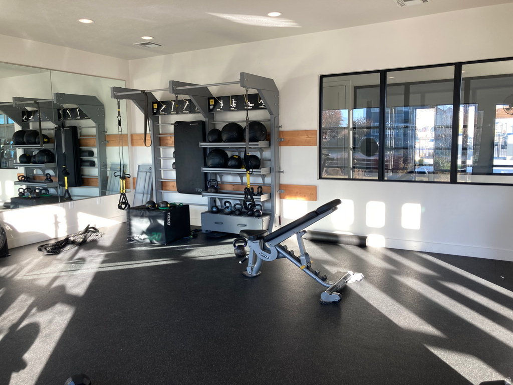 37 E 670 N Vineyard, UT 84059