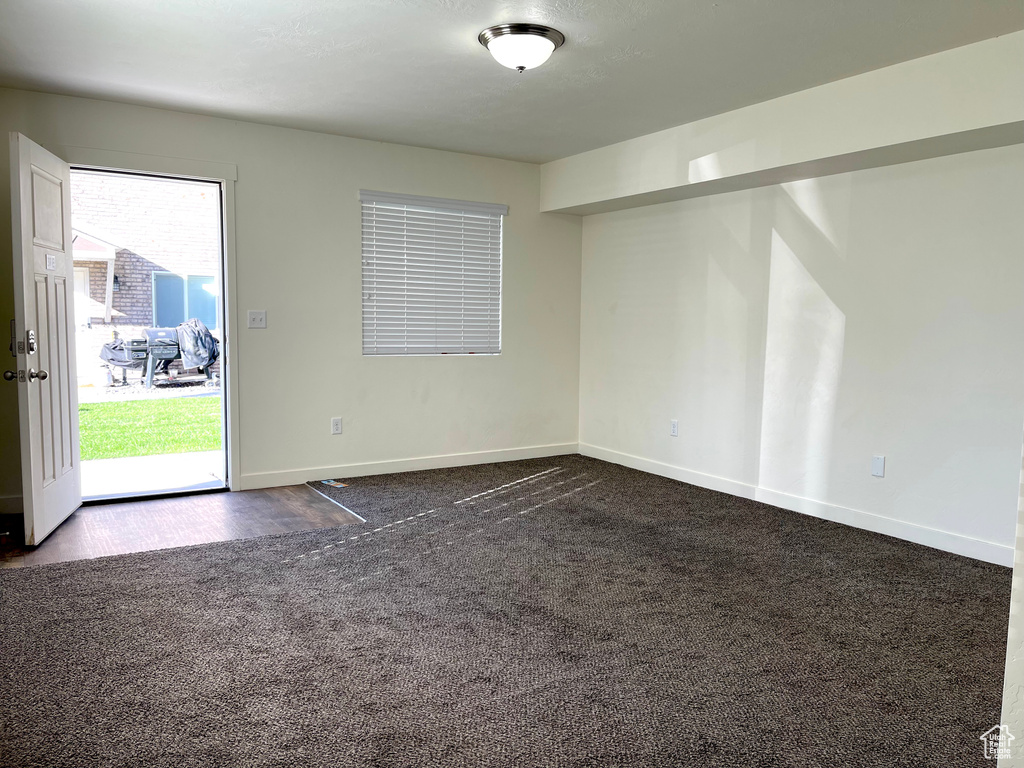 37 E 670 N Vineyard, UT 84059