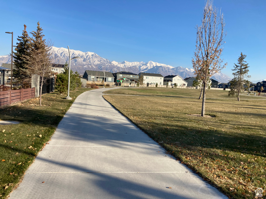 37 E 670 N Vineyard, UT 84059