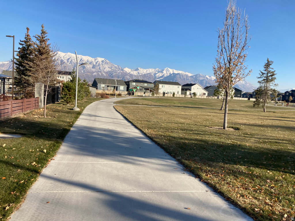 37 E 670 N Vineyard, UT 84059