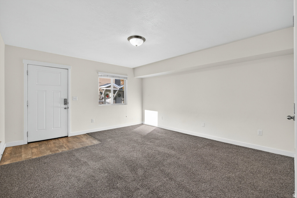 37 E 670 N Vineyard, UT 84059