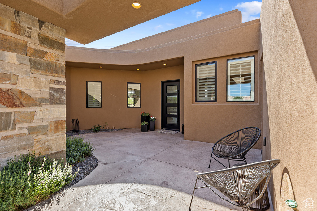 Photo 11 for MLS #2100264 at 4850 N Petroglyph Dr