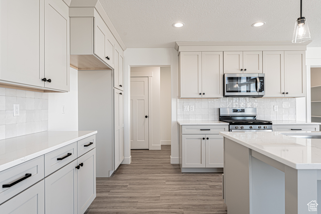 Photo 4 for MLS #2100271 at 949 N Banner Dr #605