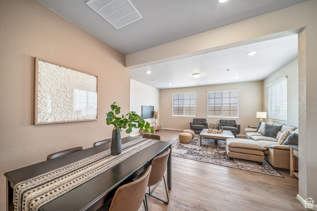 Photo 3 for MLS #2100280 at 126 N Bear River Rd #135
