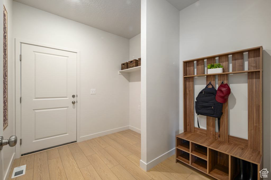 1834 E BADGER AVE #B260 Eagle Mountain, UT 84005
