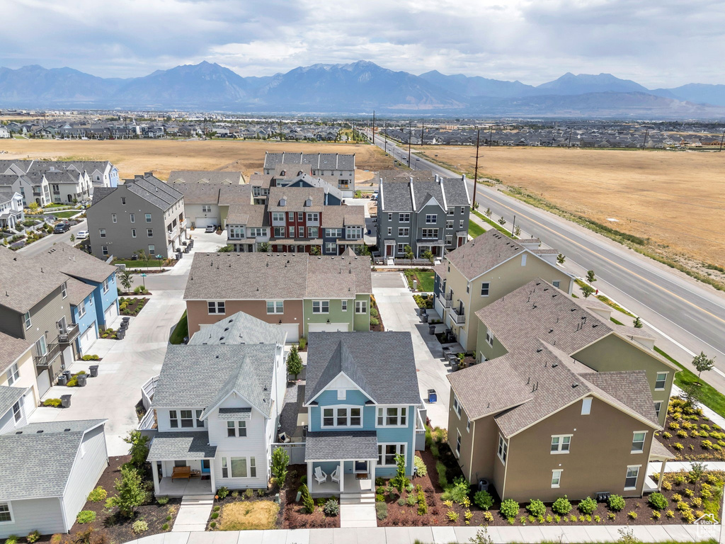 6711 W SKIP ROCK RD South Jordan, UT 84009
