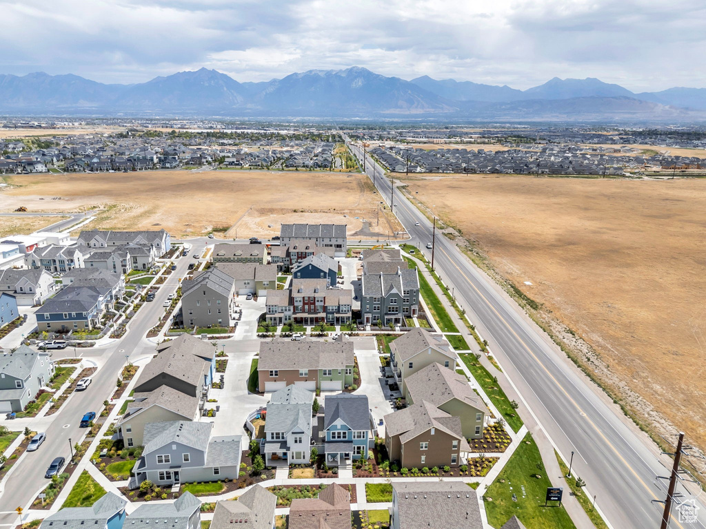 6711 W SKIP ROCK RD South Jordan, UT 84009