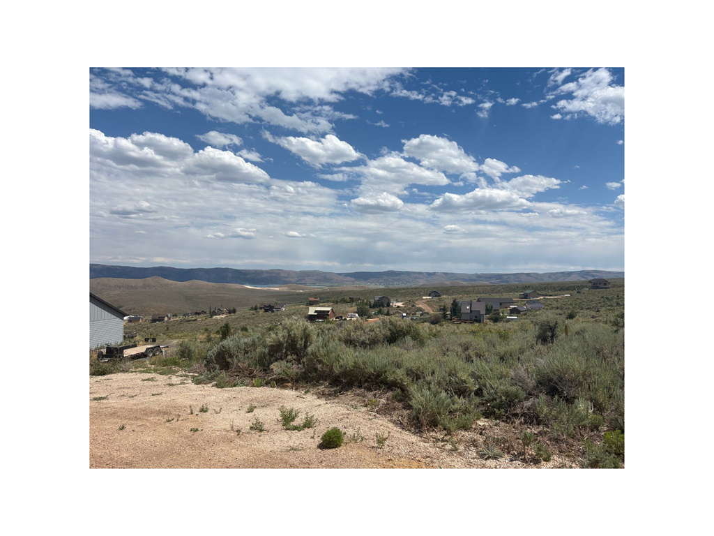 3331 S SNOWSHOE CIR Garden City, UT 84028