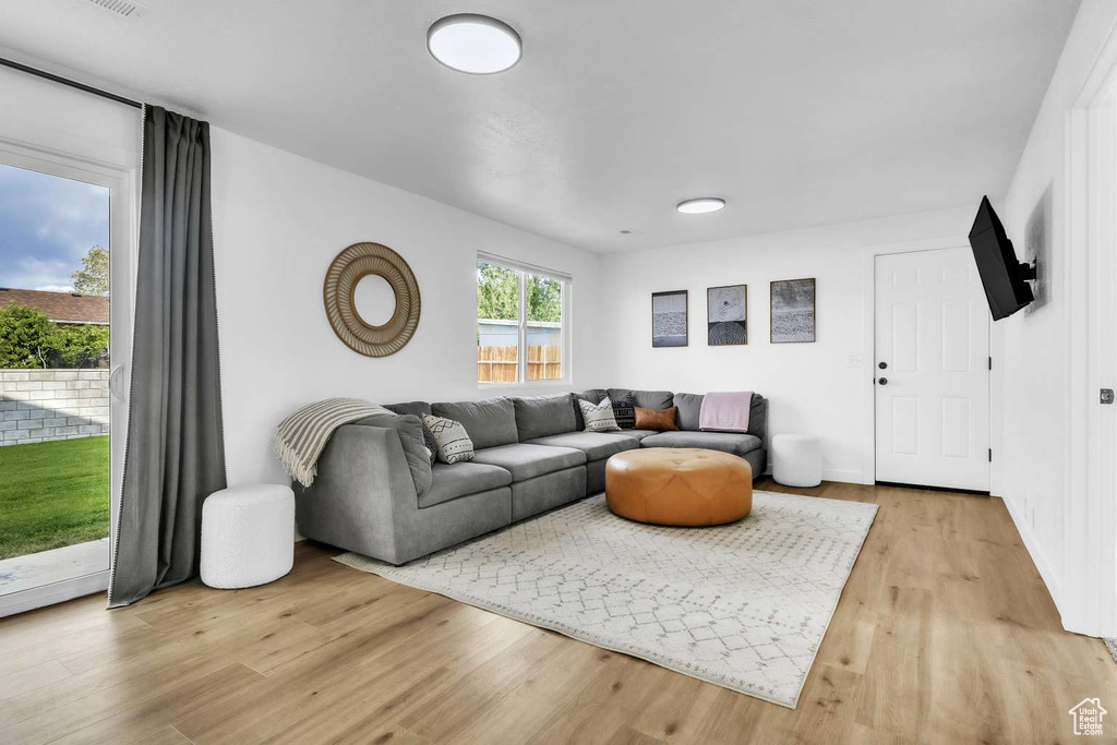 4031 S 6820 W West Valley City, UT 84128