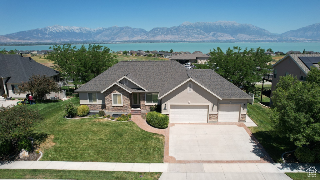 2226 S MAVERICK RD Saratoga Springs, UT 84045