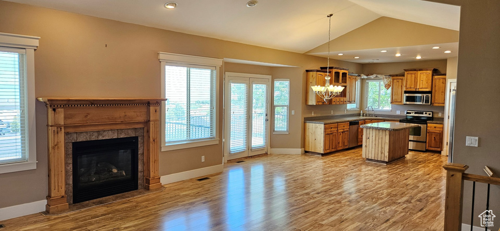 2226 S MAVERICK RD Saratoga Springs, UT 84045