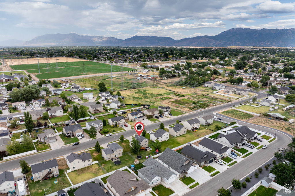 1653 W 600 N Clinton, UT 84015