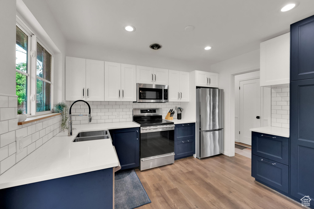 82 E WICKER LN Bountiful, UT 84010