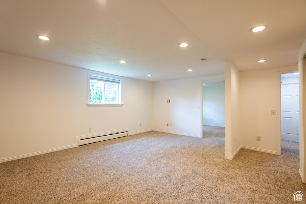 557 OAKLEAF LN North Salt Lake, UT 84054
