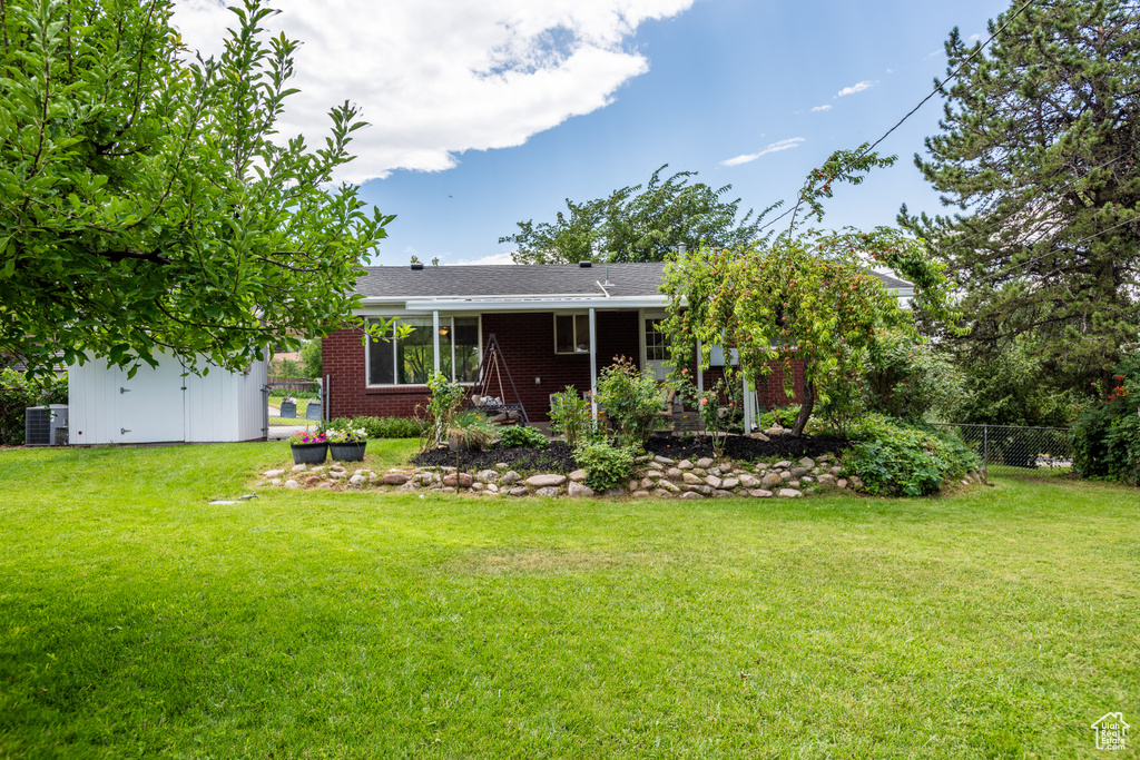 557 OAKLEAF LN North Salt Lake, UT 84054