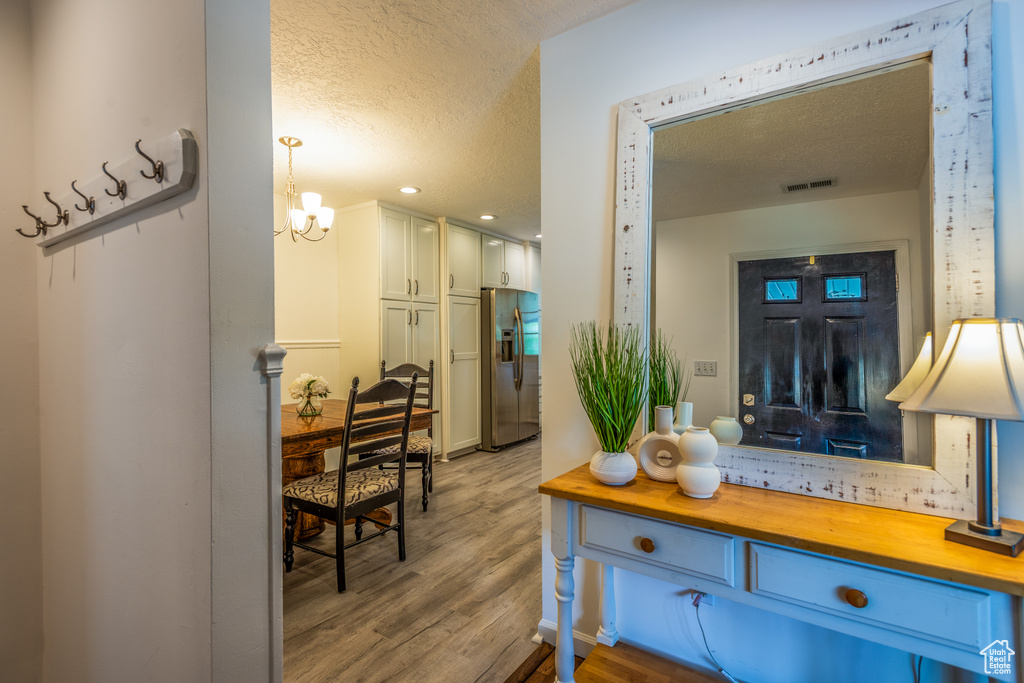 557 OAKLEAF LN North Salt Lake, UT 84054