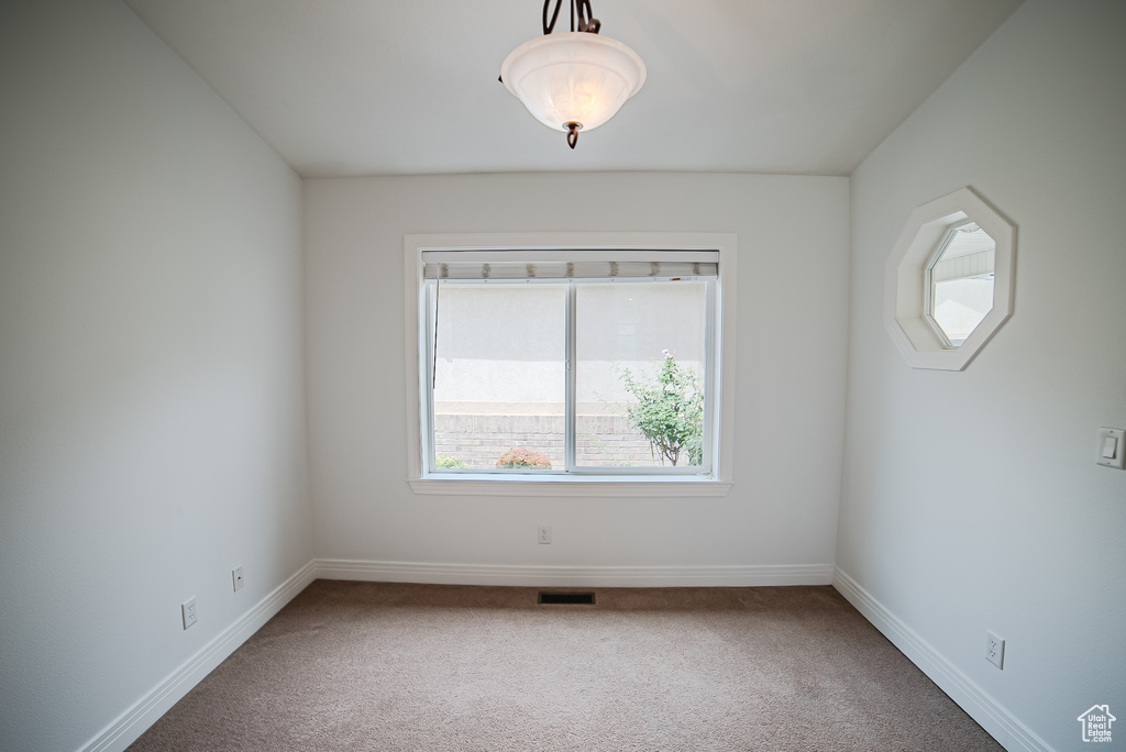 1563 S 850 E Orem, UT 84097