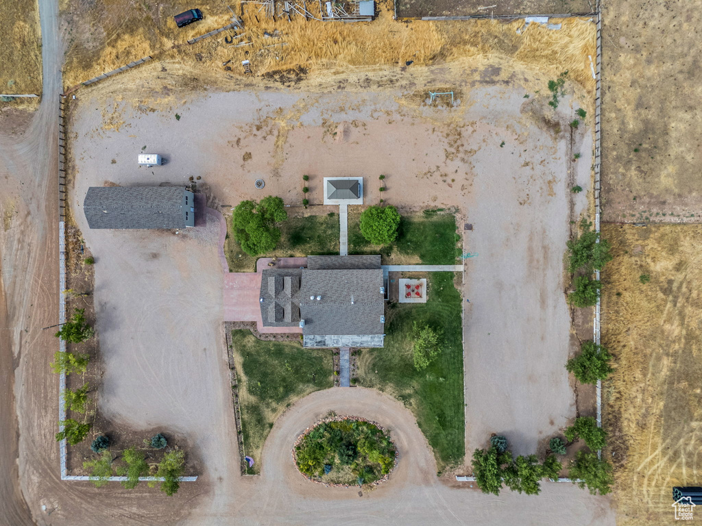 135 E 200 N Kanosh, UT 84637