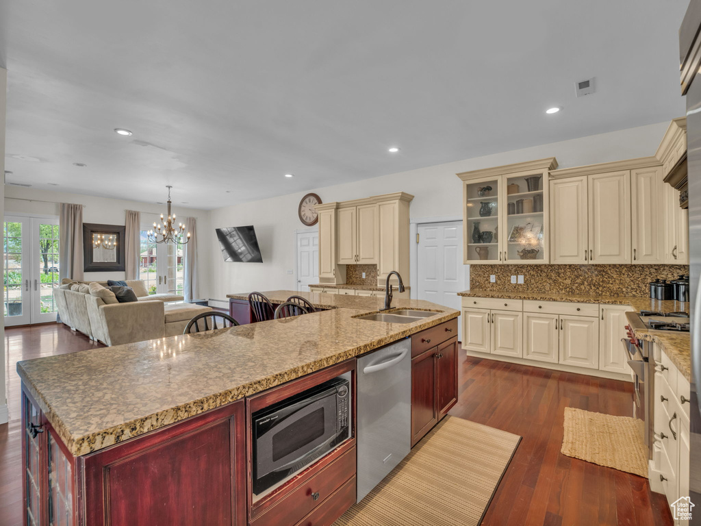 135 E 200 N Kanosh, UT 84637